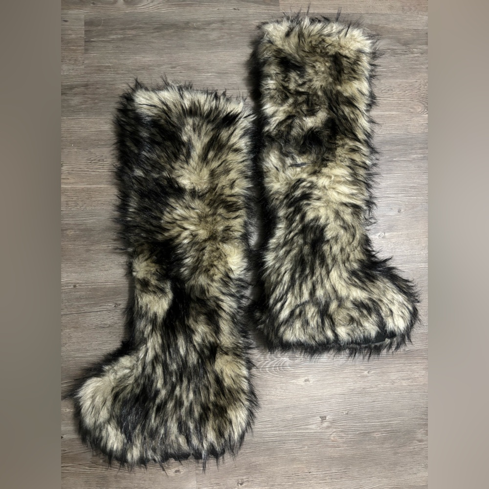 NWOB Dolls Kill / Club Exx Wild Instincts Thigh High Boots